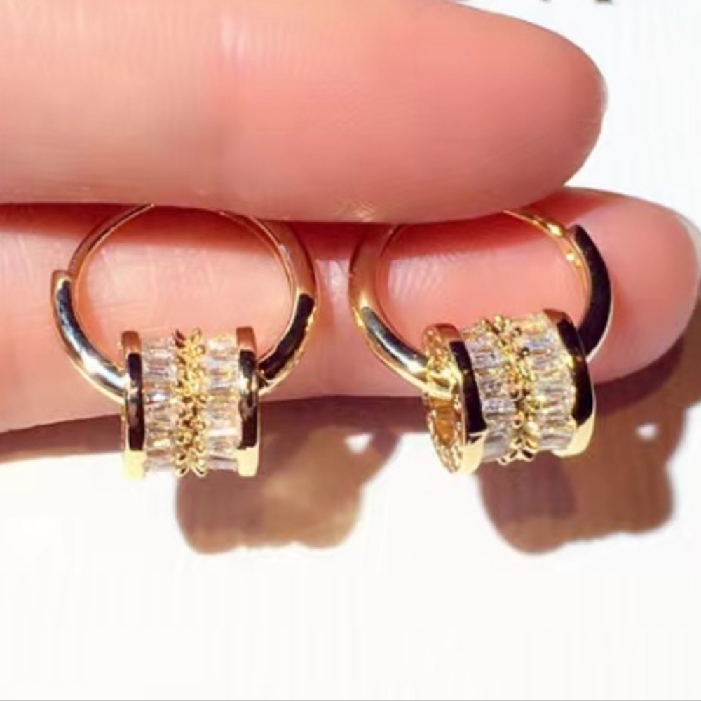 14k gold diamond earrings